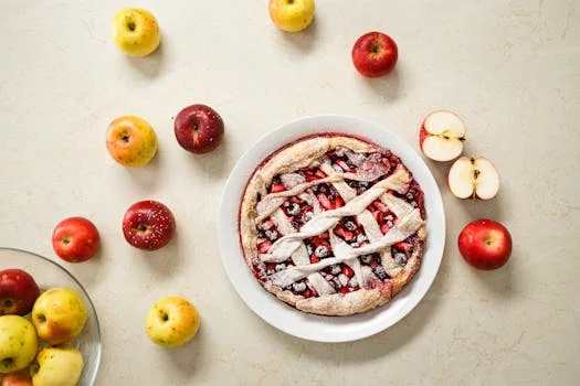 apple pie dessert pizza with caramel